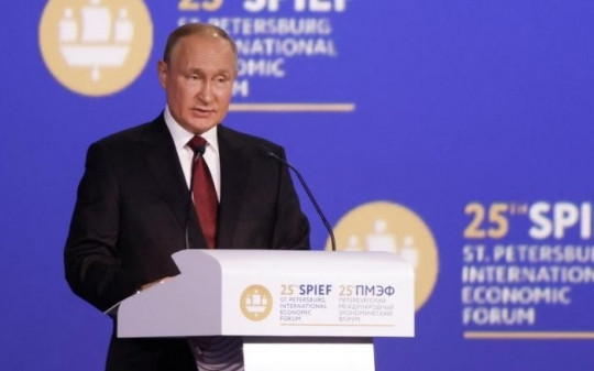 Tổng thống Nga Putin đề cập việc không kích trung tâm ra quyết định ở Kiev, không phản đối Ukraine gia nhập EU