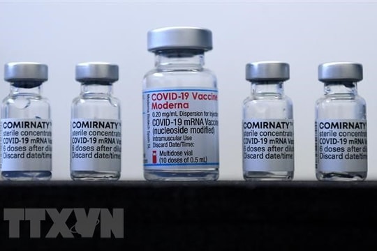 Mỹ duyệt tiêm vaccine mRNA ngừa COVID-19 cho trẻ 6 tháng đến 5 tuổi