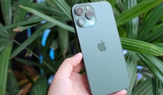 iPhone SE 2022 giảm giá mạnh, loạt iPhone 11, iPhone 13 Pro Max sắp đón bão giá