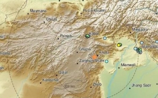 Động đất kinh hoàng ở Afghanistan, ít nhất 280 người tử vong