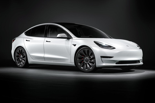 Công nghệ xe tự lái hoàn toàn của Tesla đang ngày càng rẻ và phổ cập hơn