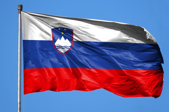 Điện mừng Quốc khánh Slovenia