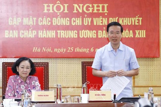 Gặp mặt các đồng chí Ủy viên dự khuyết Ban Chấp hành Trung ương Đảng khóa XIII