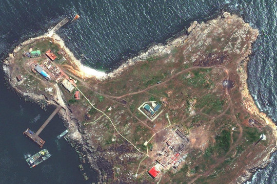 [ĐỌC CHẬM CUỐI TUẦN] Đảo Rắn: Kích thước nhỏ, vai trò lớn trong cuộc chiến của Nga ở Ukraine
