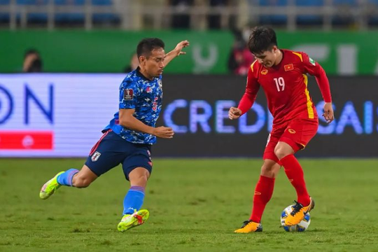 Báo Pháp: Quang Hải rất lý tưởng với Pau FC