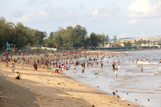 Sôi động mùa du lịch hè tại Bình Thuận