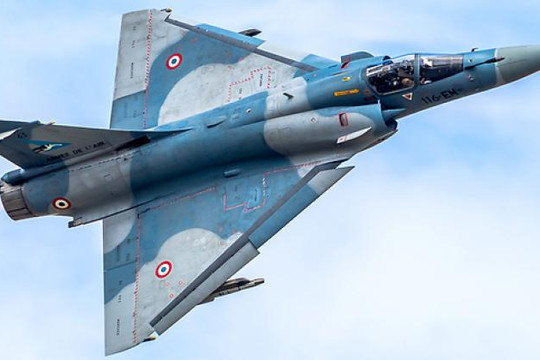 Pháp cho máy bay chiến đấu Mirage 2000C nghỉ hưu sau bốn thập kỷ phục vụ