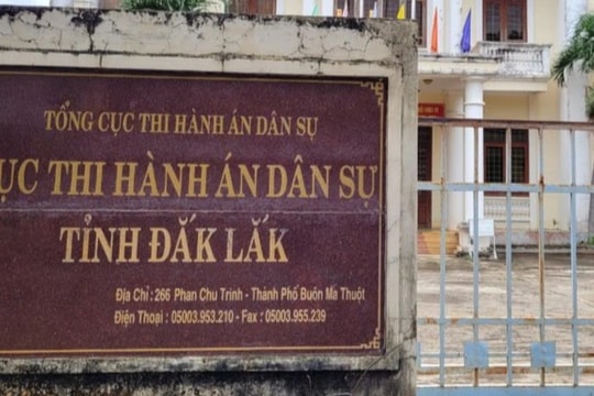 Cảnh cáo nguyên Cục trưởng Cục Thi hành án tỉnh Đắk Lắk
