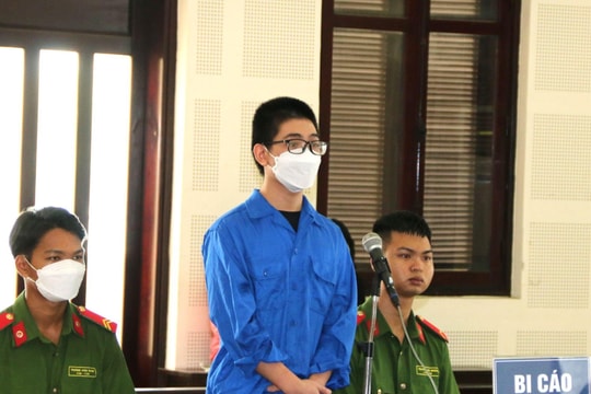 Đi giảng hòa cho bạn, thiếu niên gây án mạng