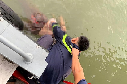 Liên tiếp phát hiện thi thể người trên sông Lam