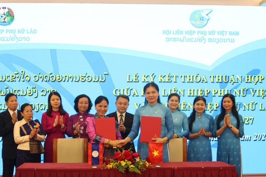 Phụ nữ Việt Nam và Lào tăng cường hợp tác hữu nghị