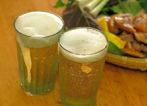 Uống bia giải khát mùa hè: Thói quen giết chết sức khoẻ?