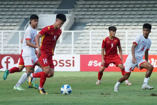 U19 Việt Nam hạ U19 Philippines: Thắng to nhưng vẫn... lo