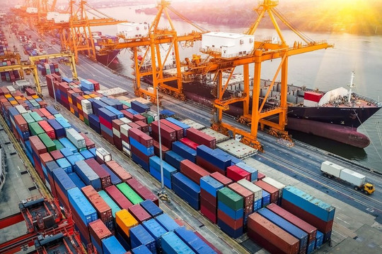 Hàng Việt xuất khẩu: tiềm năng lớn, thách thức to