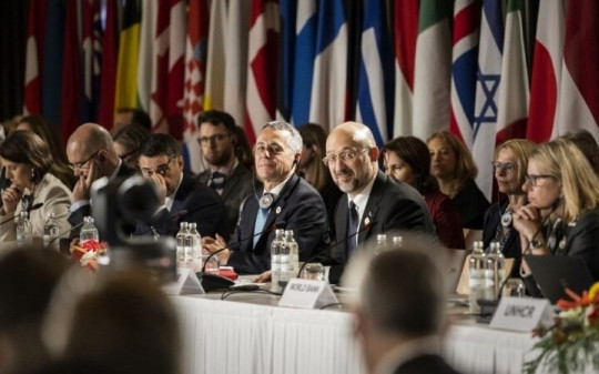 Hội nghị tái thiết Ukraine: Ra tuyên bố Lugano, hàng chục quốc gia cam kết hỗ trợ