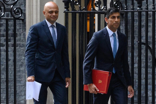 Hai bộ trưởng Nội các Anh từ chức để phản đối Thủ tướng Boris Johnson