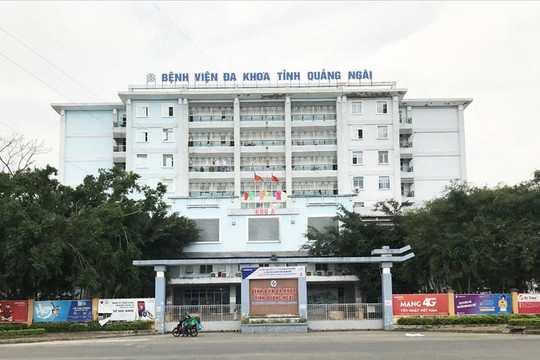 Bệnh viện Quảng Ngãi mượn 10 máy xét nghiệm của doanh nghiệp