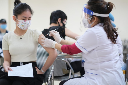 Thanh Hóa, Bắc Giang, Nghệ An đều có tỉ lệ tiêm vaccine COVID-19 mũi 3 cao