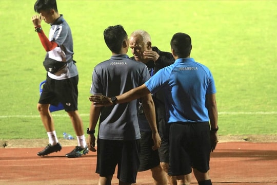 HLV Petrovic: "Thanh Hoá chịu sức ép lớn từ trọng tài"