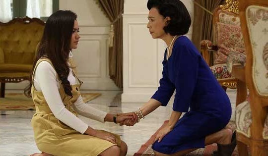 Trước đêm tân hôn, bố mẹ tôi đưa của hồi môn 4 chỉ vàng nhưng sáng hôm sau đã biến mất, mẹ chồng khóc còn tôi mỉm cười