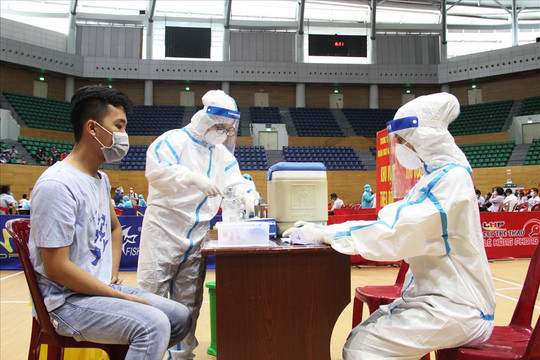 Đà Nẵng tiếp tục triển khai tiêm vaccine COVID-19 trong tháng 7