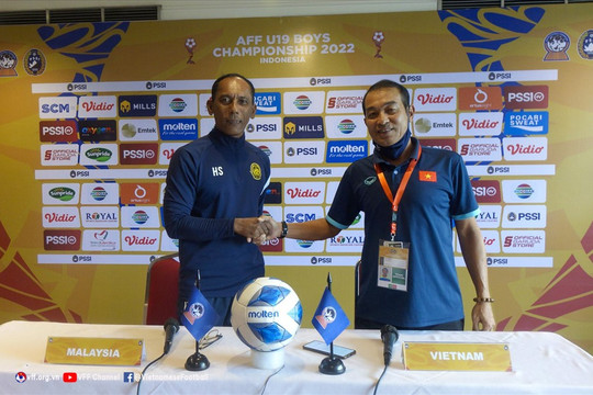 HLV Đinh Thế Nam đánh giá cao lối chơi của U19 Malaysia