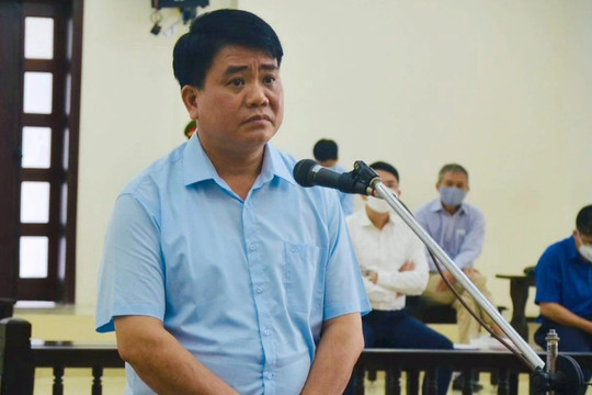 Ông Nguyễn Đức Chung dừng kêu oan, mong "phiên tòa sớm khép lại"