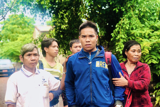 Ký ức kinh hoàng của những thanh niên làng Kloong bị lừa bán sang Campuchia