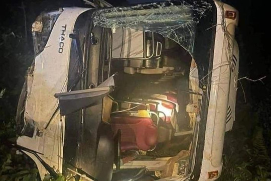 Tai nạn 13 người thương vong ở Phú Thọ: Xe khách bị mất phanh