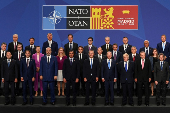 Bước ngoặt lịch sử của NATO: "Chất xúc tác" cho trật tự thế giới mới?