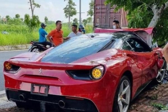 Chủ nhân chiếc Ferrari lên tiếng việc siêu xe bị tai nạn ở Long Biên