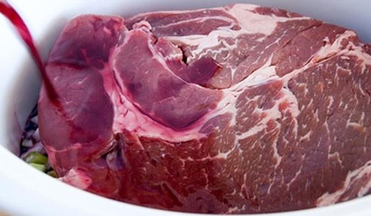 Nấu thịt bò cho một thứ vào đảm bảo ngon mềm, không mất chất