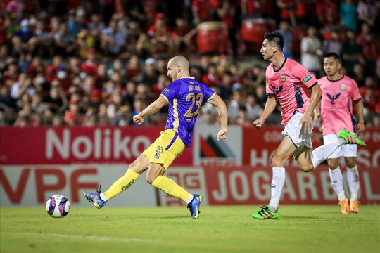 Tân binh Croatia toả sáng, Hà Nội lên đầu bảng V.League 2022