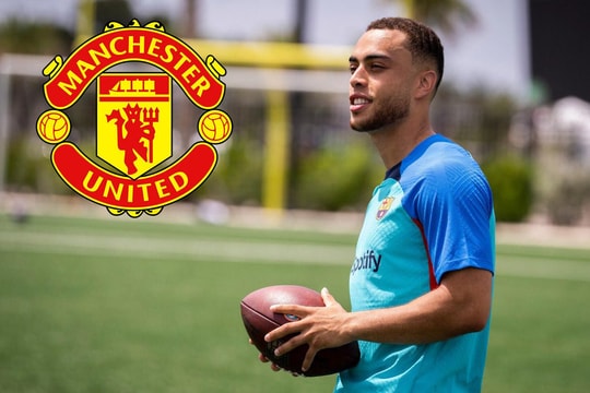 MU mua Sergino Dest, Ten Hag chọn Memphis Depay