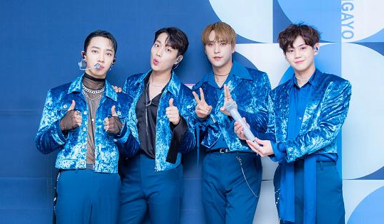 HIGHLIGHT thông báo về Việt Nam, fan lo sợ 'toang' như vụ T-ara
