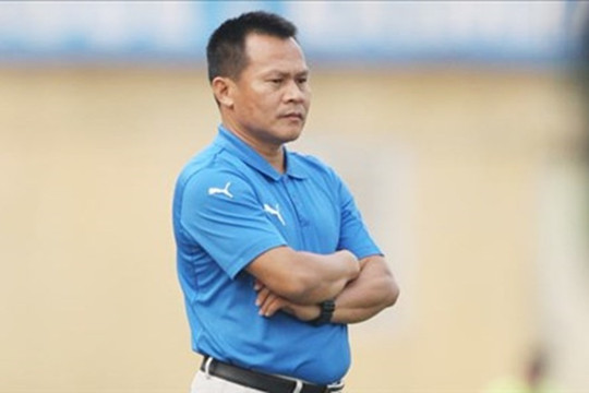 HLV Lư Đình Tuấn dẫn dắt Bình Dương, Huỳnh Kesley trở lại thi đấu ở tuổi 40