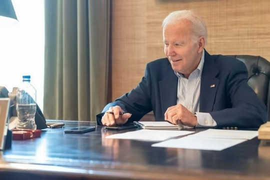 Sức khỏe của Tổng thống Mỹ Joe Biden tiến triển tốt sau khi mắc Covid-19