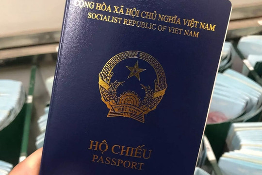 Cơ quan ngoại giao làm việc với Đức tháo gỡ vấn đề liên quan đến hộ chiếu mới