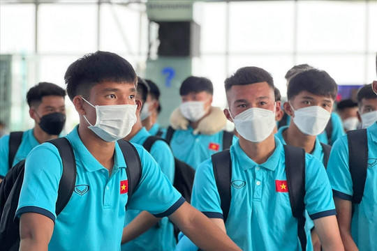 U16 Việt Nam bay 3 chặng đến Indonesia tham dự giải vô địch U16 Đông Nam Á
