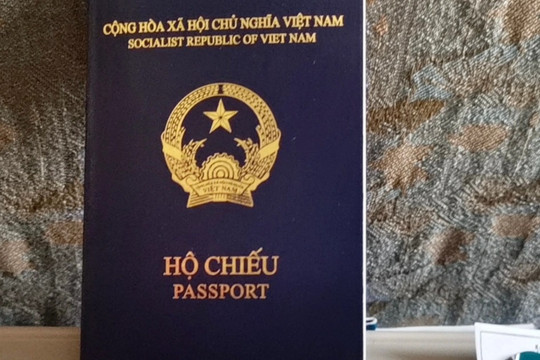 Pháp công nhận hộ chiếu mẫu mới của Việt Nam