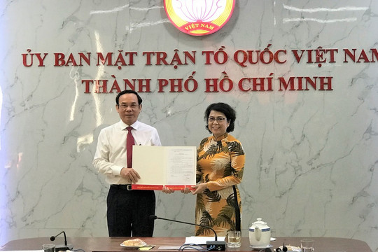 Chủ tịch MTTQ Việt Nam TPHCM Tô Thị Bích Châu làm Bí thư Quận ủy Quận 1