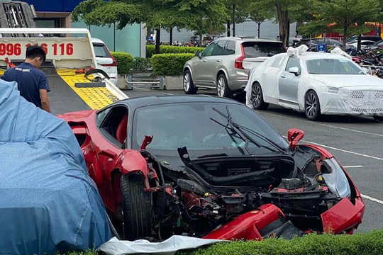 Siêu xe Ferrari giá hơn 20 tỷ đồng gặp nạn và chuyện về lòng tin