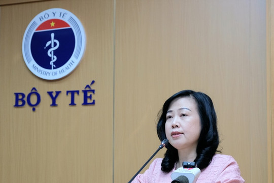 Quyền Bộ trưởng Bộ Y tế: Có tình trạng né tránh tiêm vaccine COVID-19