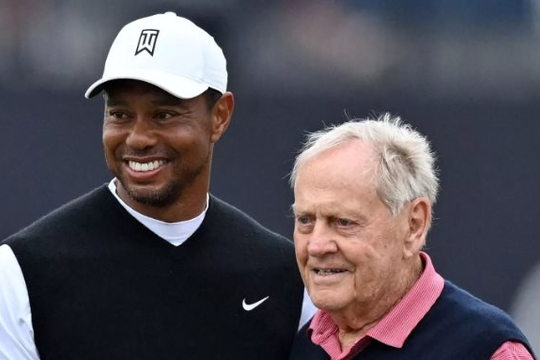 Tiger Woods từ chối 700 triệu USD từ LIV Golf
