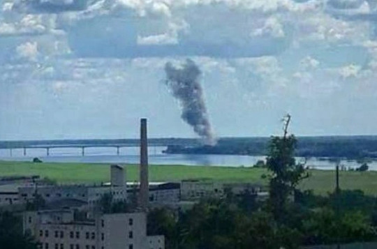 Cái khó của Ukraine khi nỗ lực chặn đường tiếp vận của Nga ở Kherson