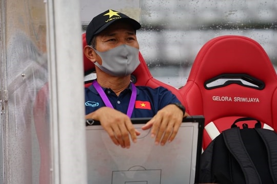 HLV Akira Ijiri: U18 nữ Việt Nam vào chung kết chưa phải kỳ vọng cuối cùng