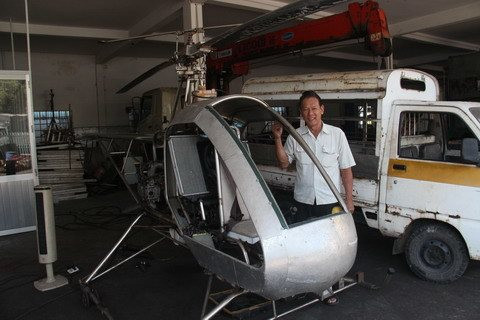 Ông gàn' Bình Dương: 5 năm trời chế siêu phẩm trực thăng