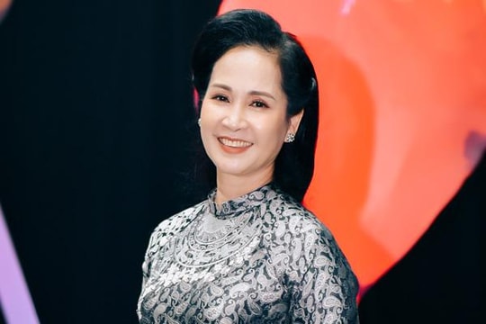 NSND Lan Hương tiết lộ về mối tình lớn của cuộc đời