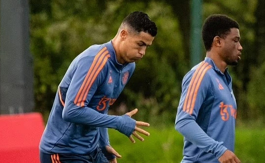 Martial chấn thương, C.Ronaldo sáng cửa đá chính tại Premier League