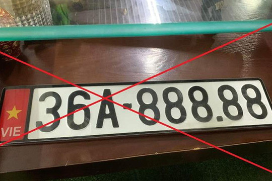 Thanh Hóa phạt người đăng thông tin sai sự thật về biển số xe ngũ quý 8 trên Facebook